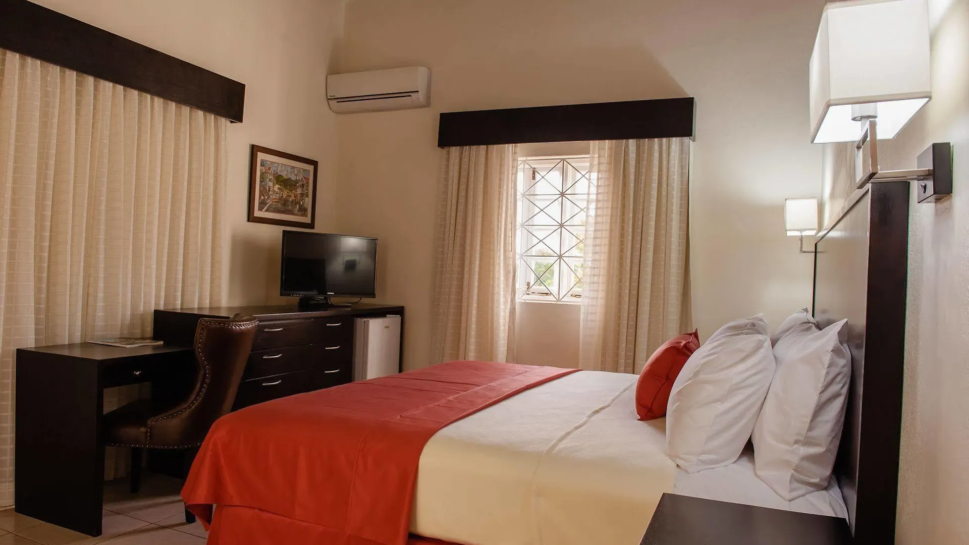 ***  Shirley Retreat Hotel Kingston Jamaica