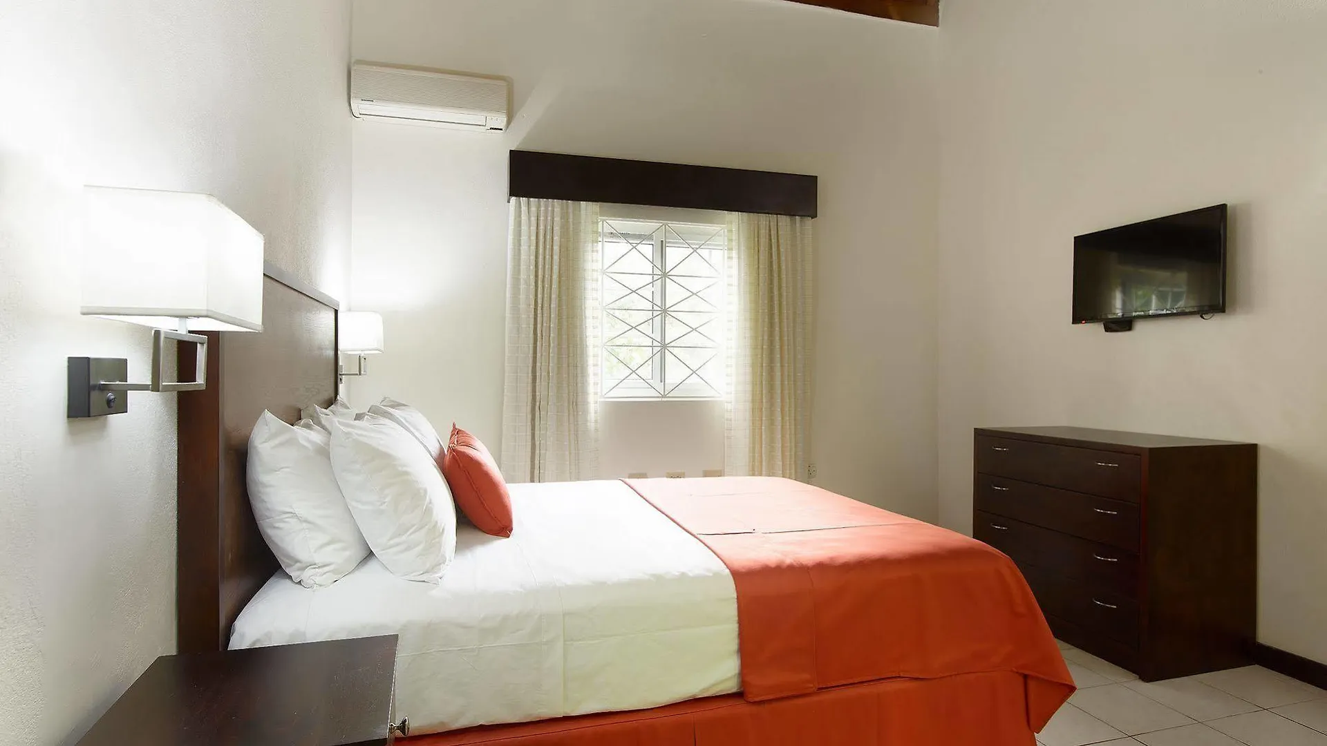 Shirley Retreat Hotel Kingston