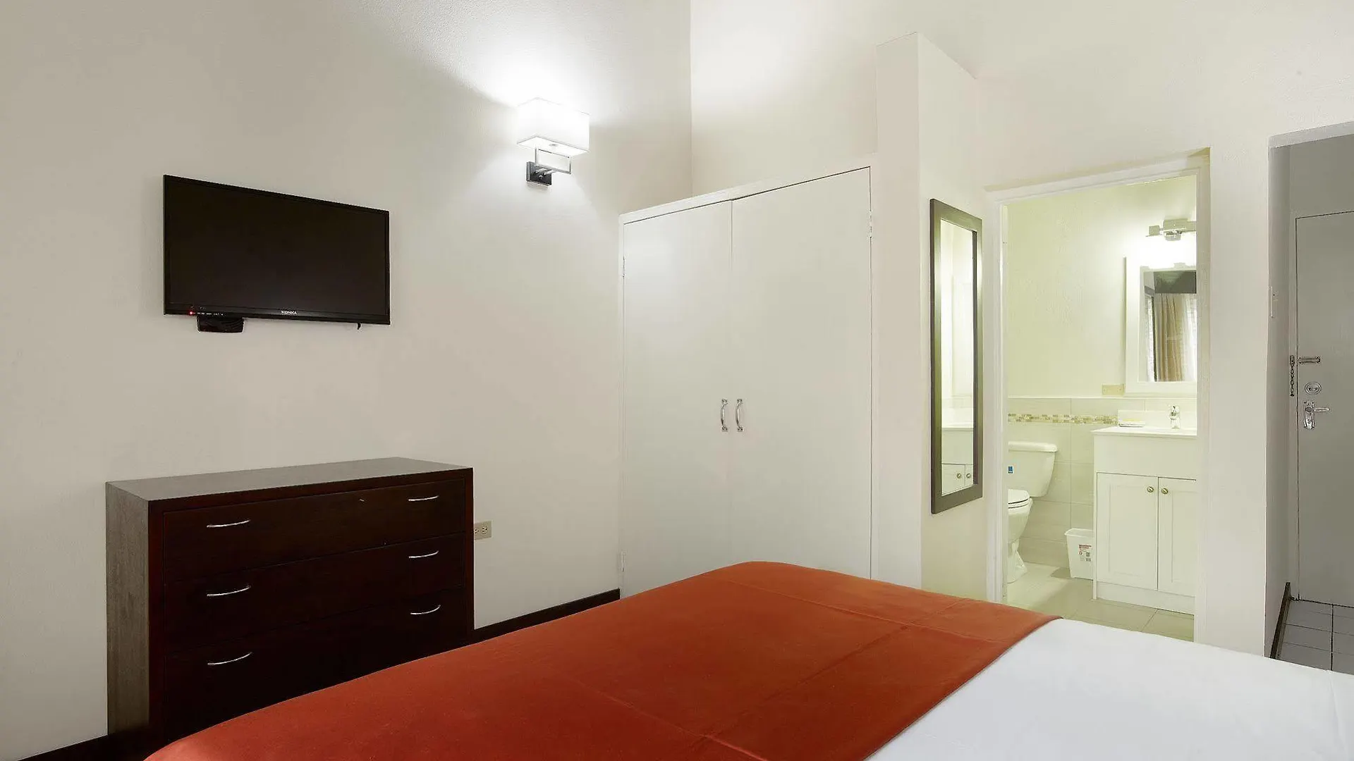 Shirley Retreat Hotel Kingston Jamaica