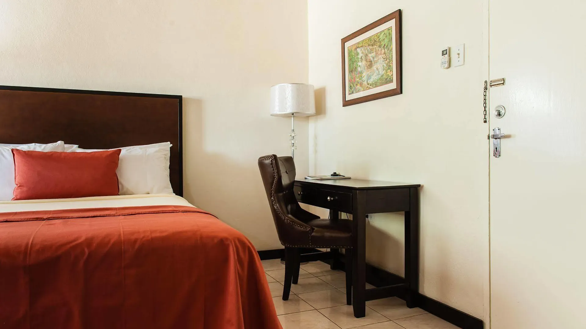 Shirley Retreat Hotel Kingston